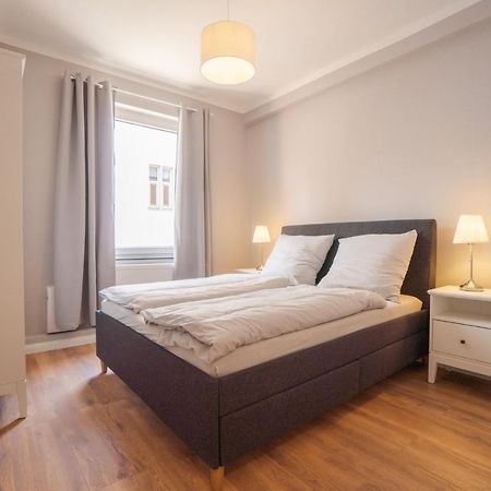 "Purple Chill" Super Zentrale Ferienwohnung Hbf-Messe-Buergerweide-Citygate-Ovb Arena Бремен Экстерьер фото